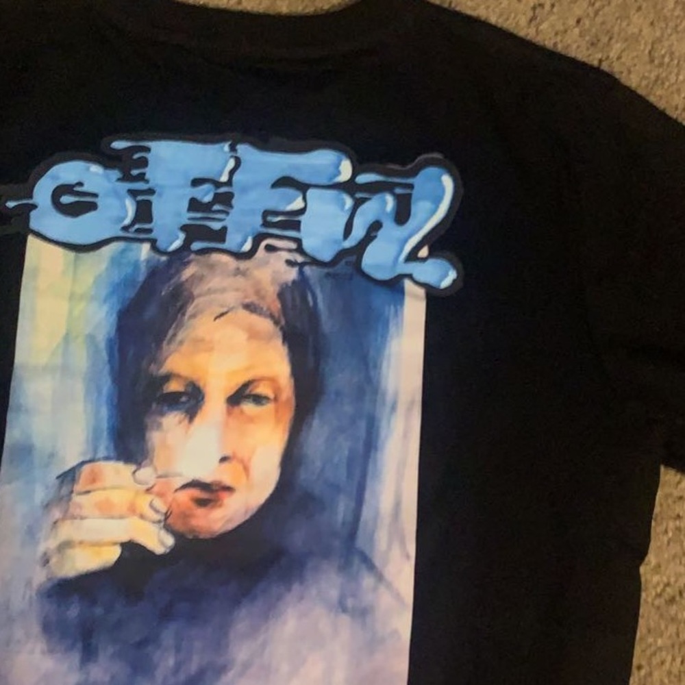 Off white shirt size large